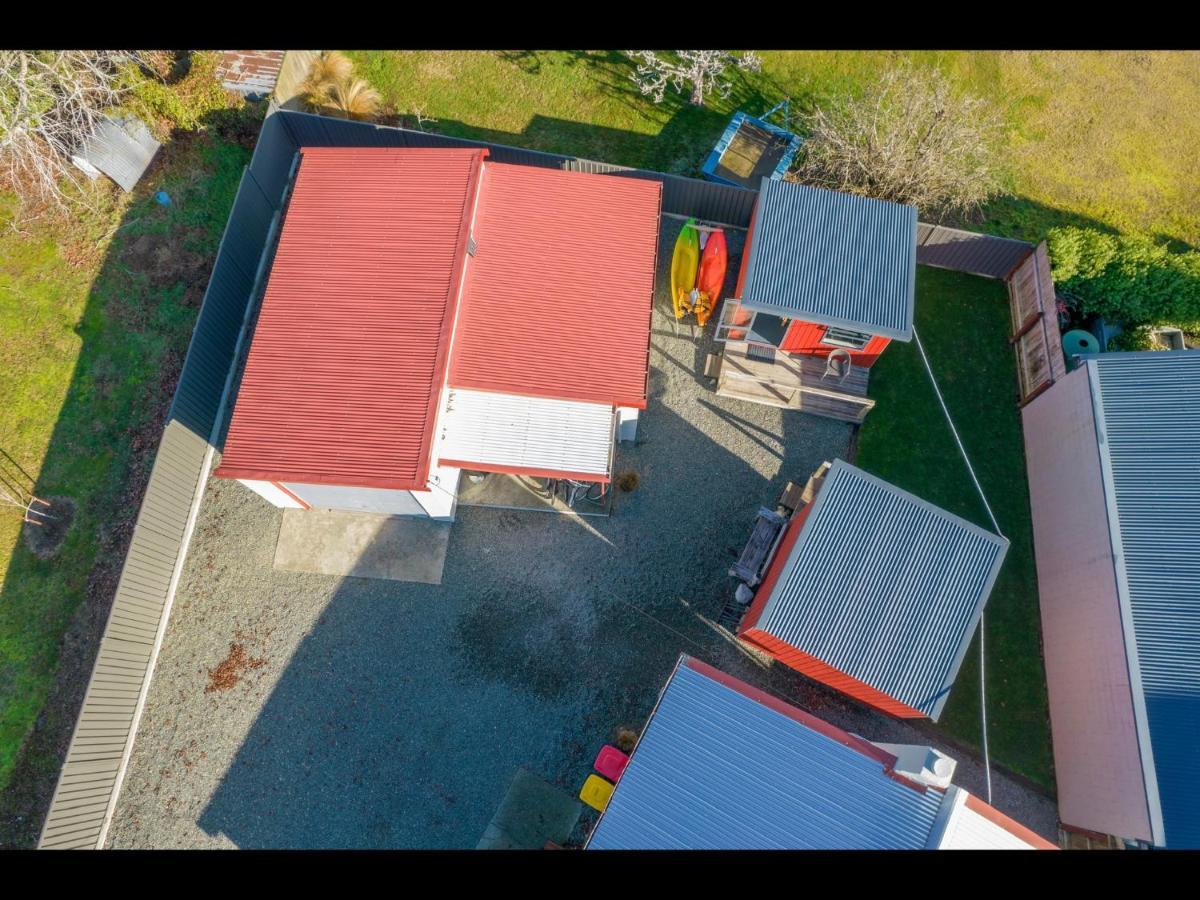 Te Anau Holiday Home - Free Wifi - Free Bikes & Kayaks - Short Walk To Lake & Town - Top Views מראה חיצוני תמונה