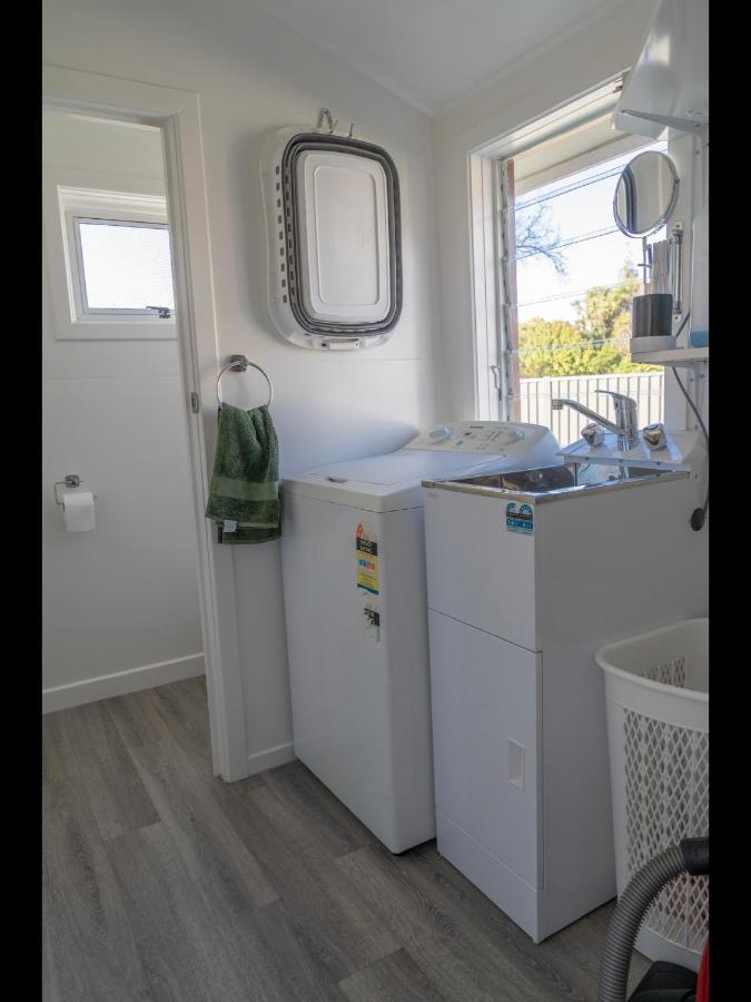 Te Anau Holiday Home - Free Wifi - Free Bikes & Kayaks - Short Walk To Lake & Town - Top Views מראה חיצוני תמונה